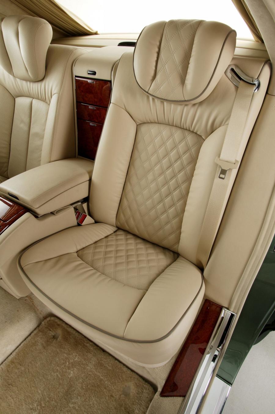 Интерьер Maybach 62 (V240) 2002 года  (фото 19 из 248)